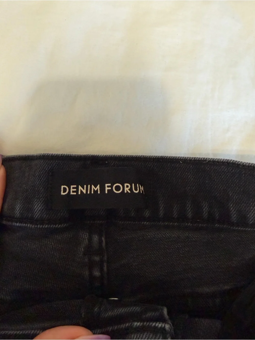Aritzia Denim Forum high-Rise Black Denim Women’s Shorts
